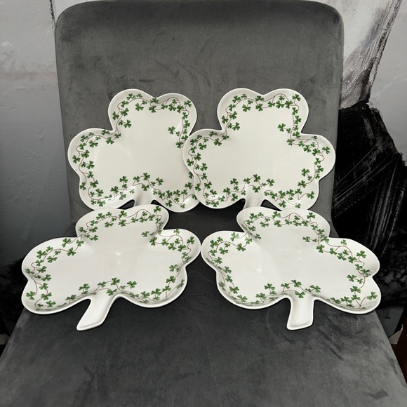 Shamrock clover salad plates st Patrick’s day - Picture 2 of 5